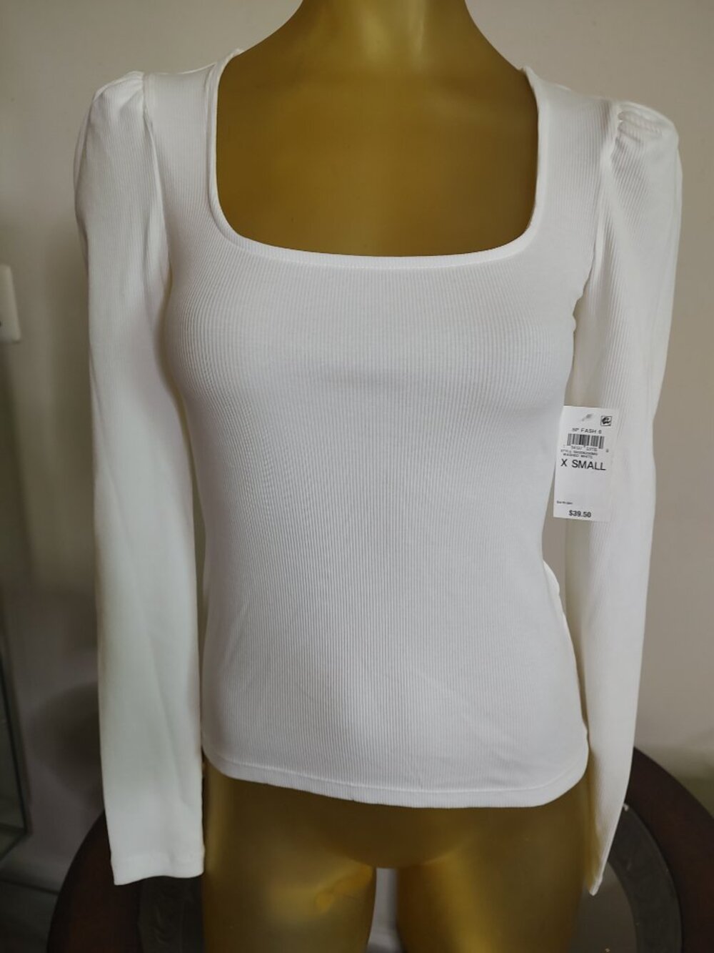 On 24th White Top XS, Long Sleeves New with Tags